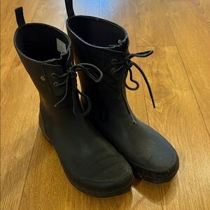 Bogs Women's Short Black Winter & Rain Boots